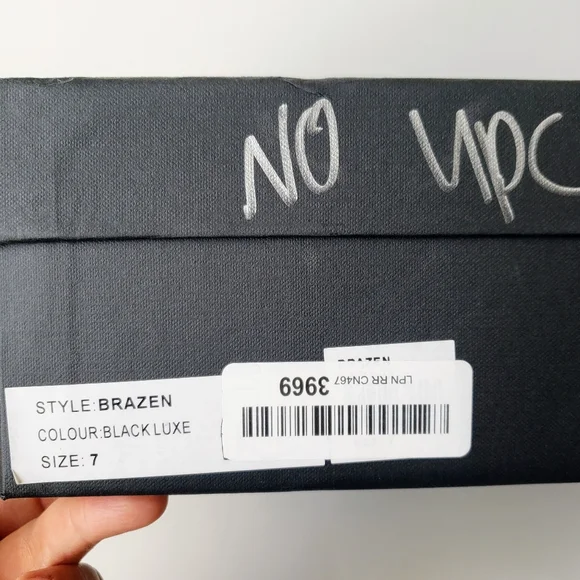 Tony Bianco Brazen Black Leather Ankle Boots Pointed Toe Midi New Size 7.5 - Picture 12 of 13